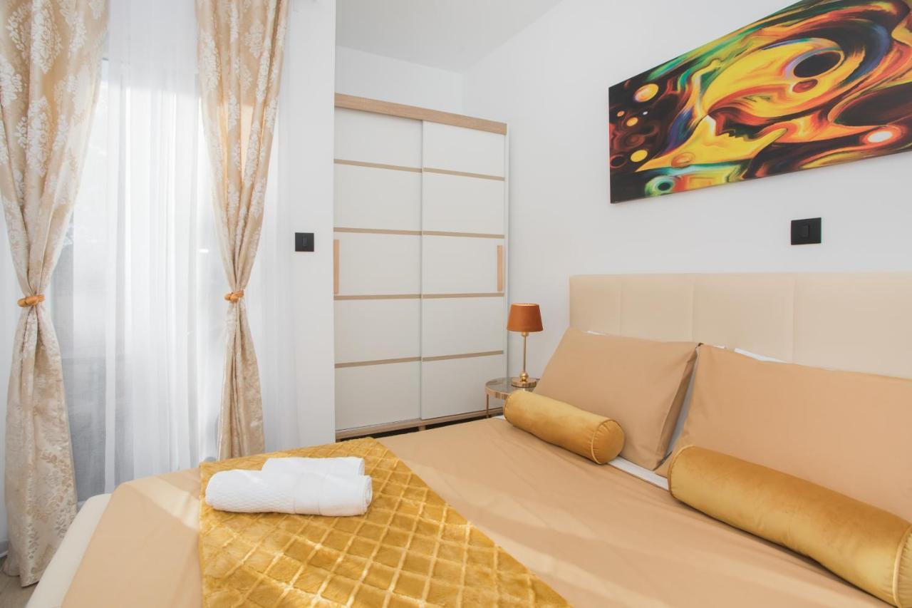 Apartmani Rispet Sibenik Ngoại thất bức ảnh