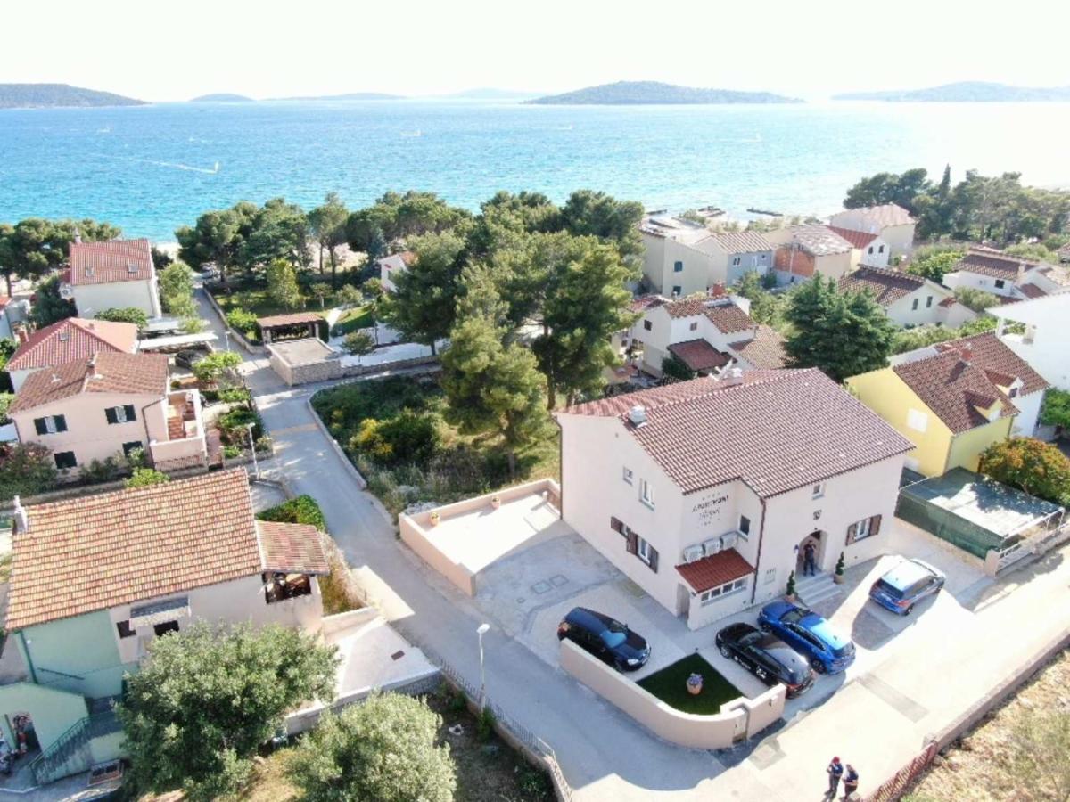 Apartmani Rispet Sibenik Ngoại thất bức ảnh